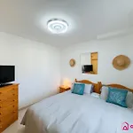Azul Y Blanco Apartman *